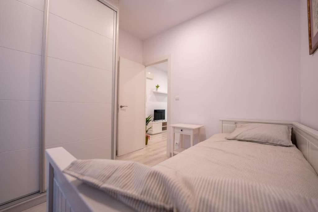 Cisneros Apartment Santander Buitenkant foto